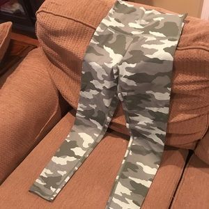 Aerie Move High Wasted Leggings